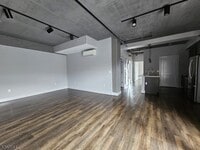 Building Photo - 58 Elm St