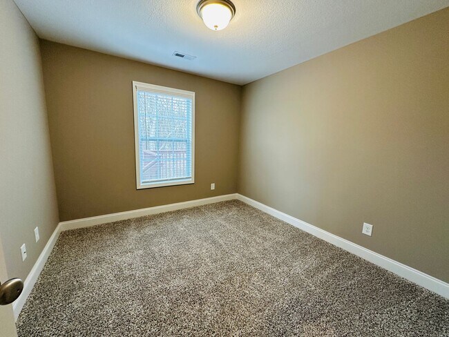 Building Photo - Stunning 2023-Built Home in Powell – Quiet Cul-de-Sac Living!