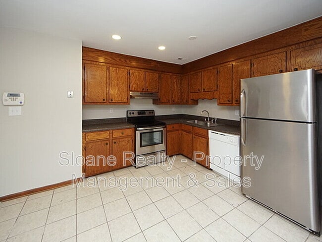 Building Photo - 7616 Valleyview Cir