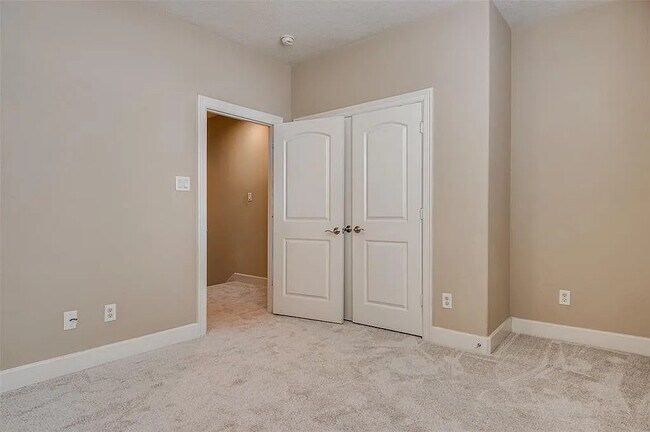 Building Photo - 1126 Hempstead Villa Ln