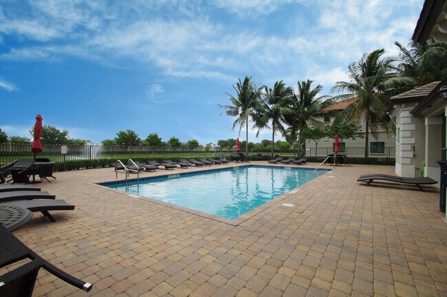 Building Photo - 4214 N Dixie Hwy