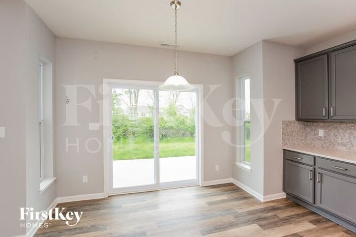 Building Photo - 4434 Hayward Way