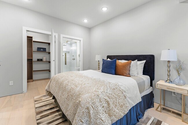 Building Photo - 1 Cedar St