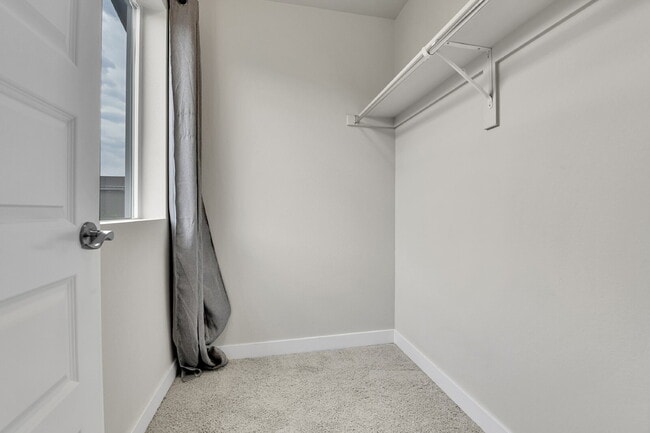 Building Photo - $2,620.95 - 3 Bed, 2.5 Bath Home in Aurora with AC and In Unit Laundry!