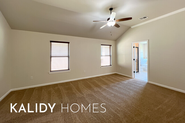 Building Photo - 4812 Crystal Hill Dr