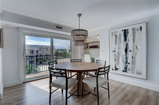 Building Photo - 3500 Gulf Shore Blvd N