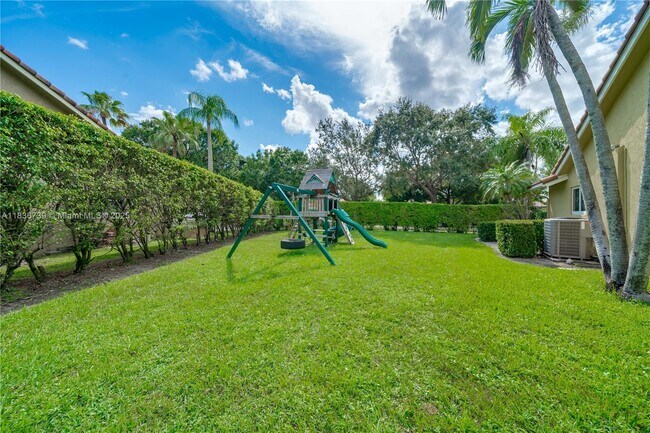 Building Photo - 360 NW 107th Ave
