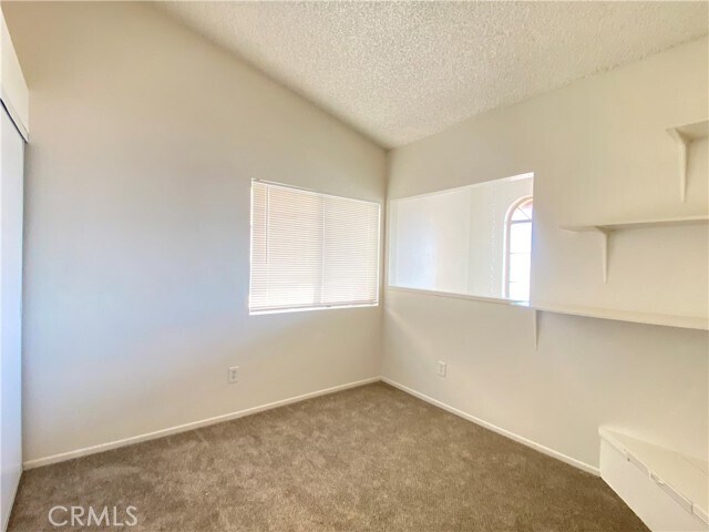 Building Photo - 13246 Lakota Dr