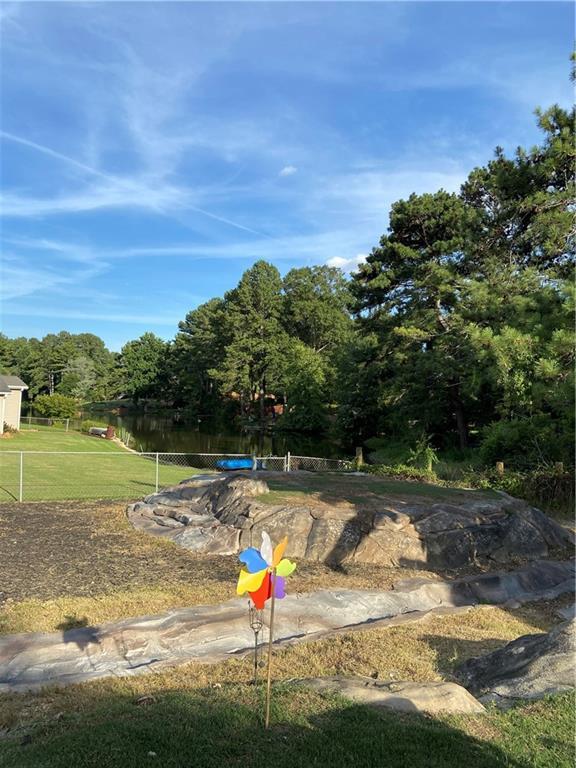 Building Photo - 1679 Rangewood Dr SW