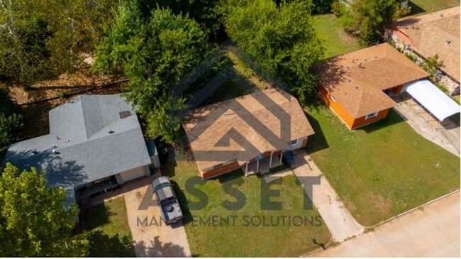 Building Photo - 1617 Cynthia Dr