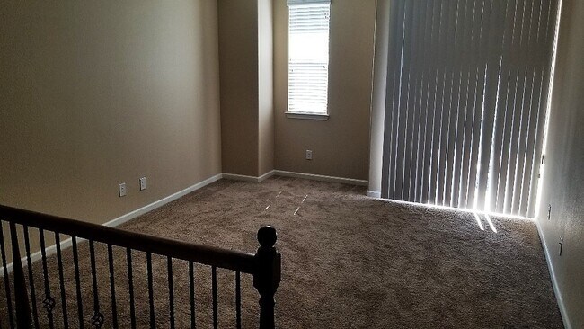 Building Photo - Coming Soon!!  Town-home in Alamo Square!