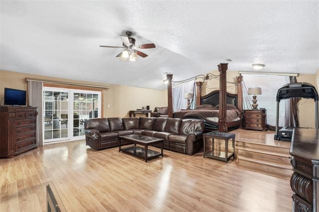 Building Photo - 6545 Lyndon B Johnson Fwy