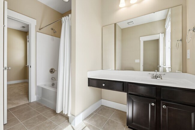 Building Photo - Three Bedroom Briar Chapel Beauty - Available June 1!