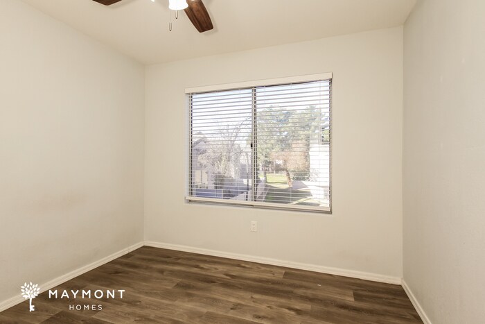 Building Photo - 506 S Sunrise Dr