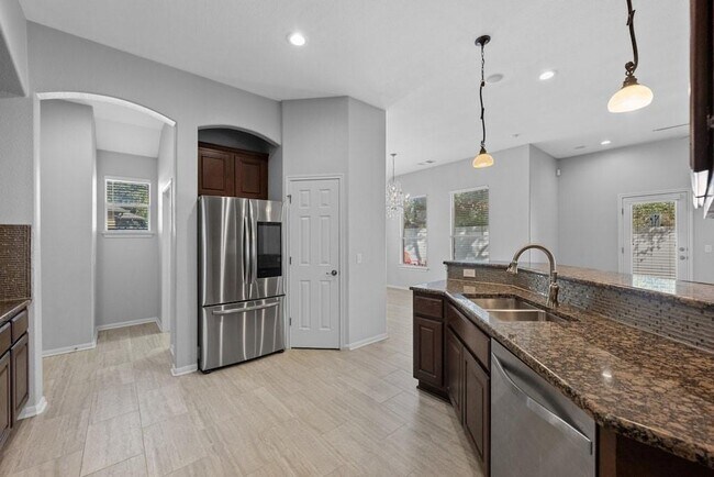 Building Photo - 5609 York Bridge Cir