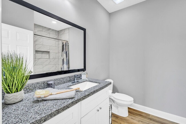 Building Photo - Unfurnished Brand New Condo!