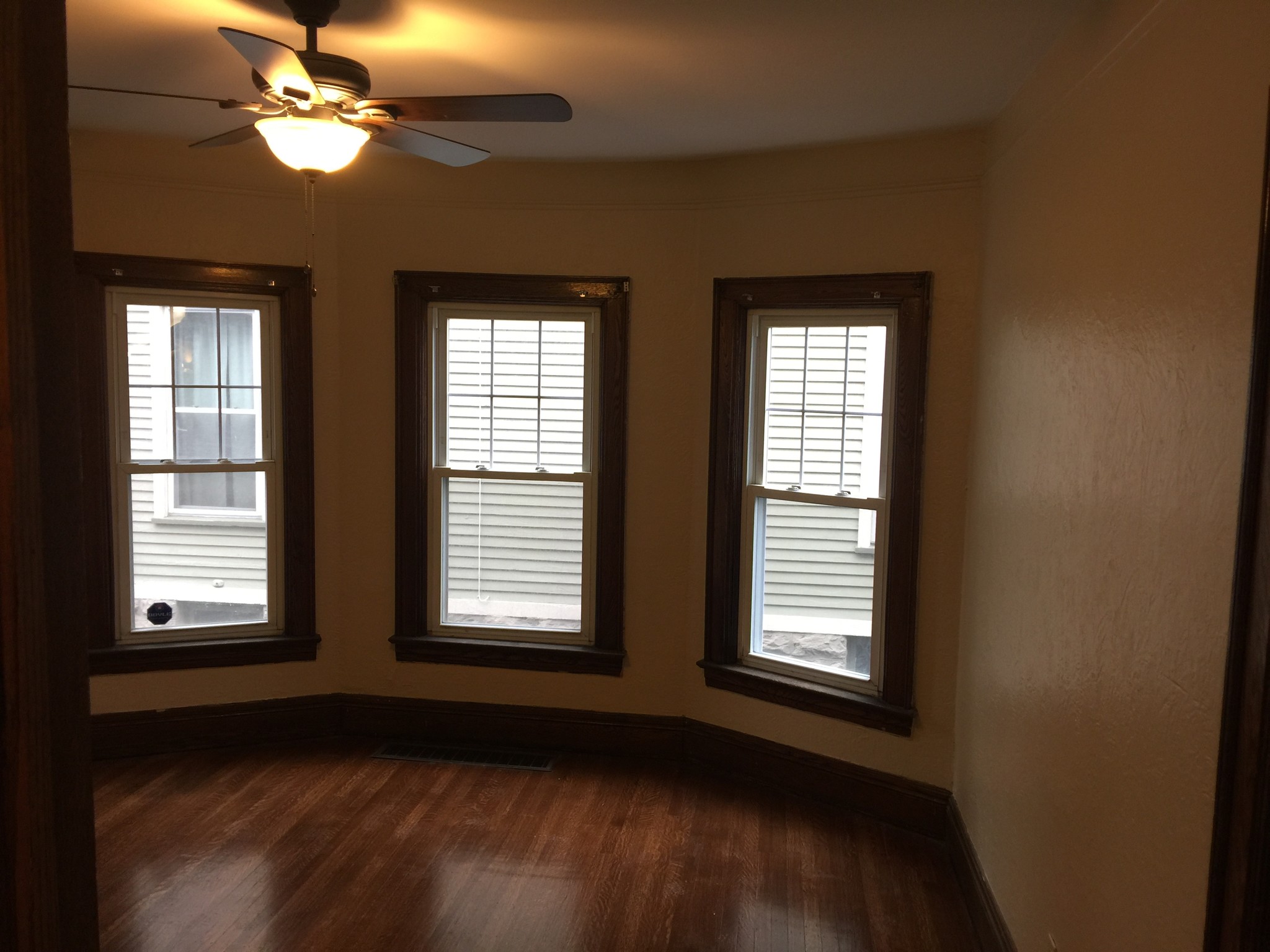 Dining room - 100 Claremont Ave