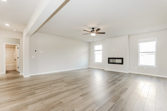 Building Photo - 1547 Stinson Ln