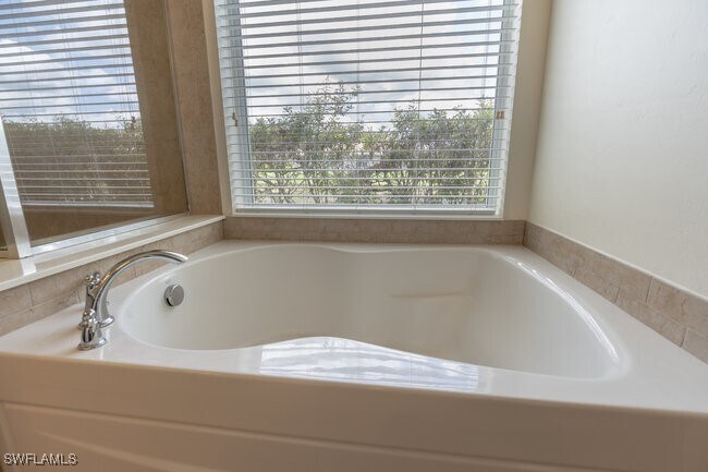 Building Photo - 8887 Ravello Ct