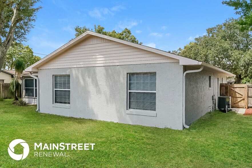 Building Photo - 1765 S Eden Cir