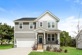 Building Photo - 1803 Country Club Rd