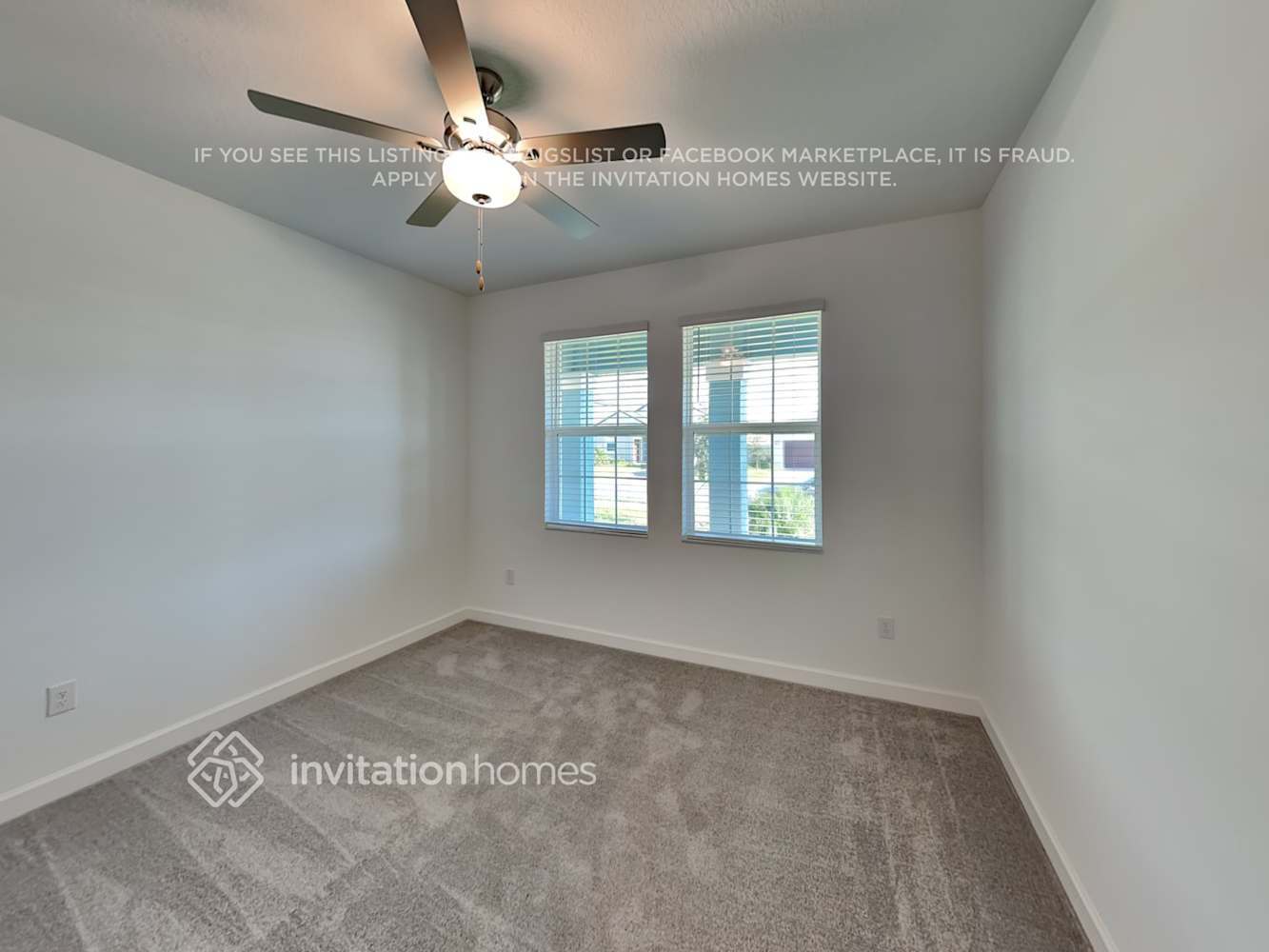 Building Photo - 14318 17th Ct E