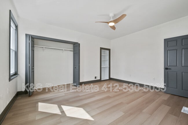 Building Photo - 2104 Straubs Ln