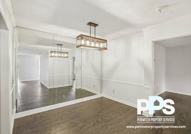 Building Photo - 801 Countryside Pl