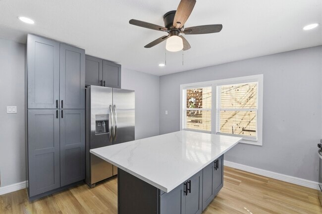 Building Photo - 1415 Avenue H