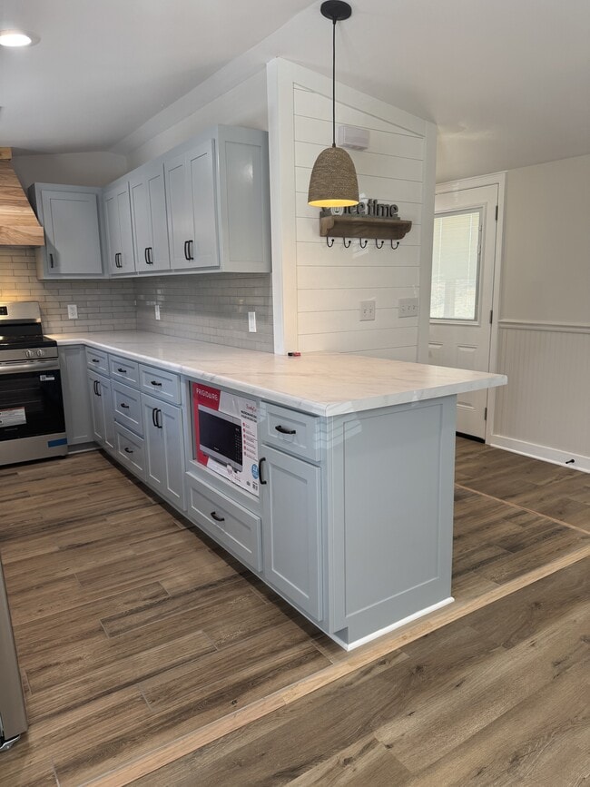 Building Photo - 142 Co Rd 753