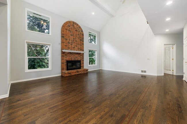 Building Photo - 1106 Portsmouth Cir