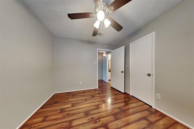 Building Photo - 21306 Fernhollow Ln