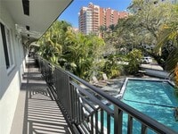 Building Photo - 95 Edgewater Dr