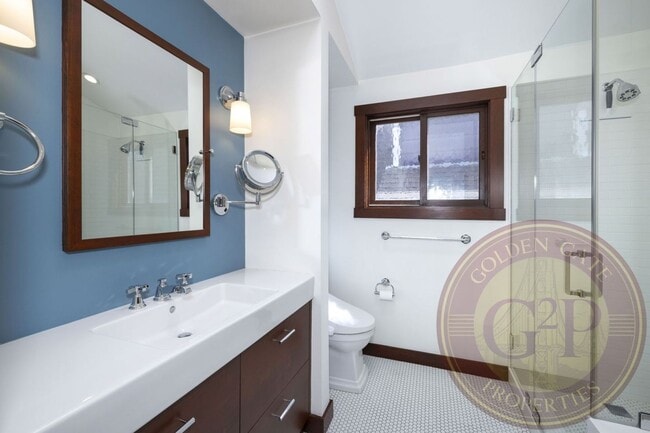Building Photo - Potrero Hill - 3 BR, 2.5 BA House 1,388 Sq. Ft. - 3D Virtual Tour, Large Private Yard