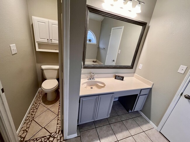 Building Photo - 2805 Yorkfield Ct