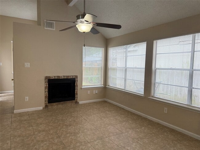 Building Photo - 11530 Springshire Dr