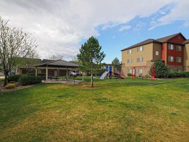 Building Photo - 3 Bedroom, 2 Bathroom Condo