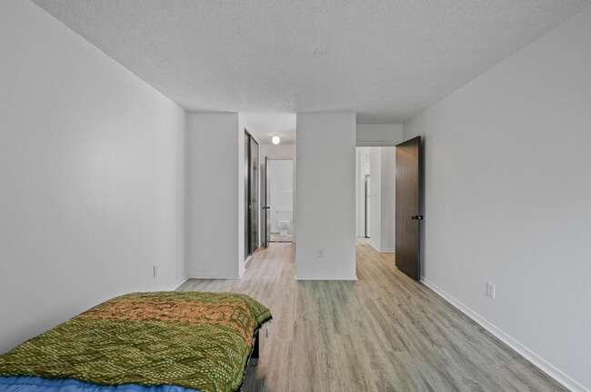 Building Photo - 2930 Blaisdell Ave
