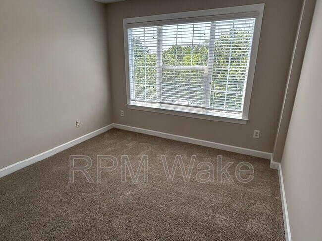 Building Photo - 1100 Kirkeenan Cir