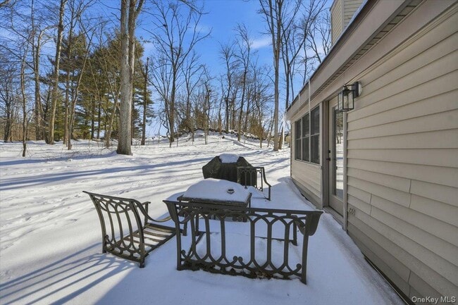 Building Photo - 180 Heritage Hills