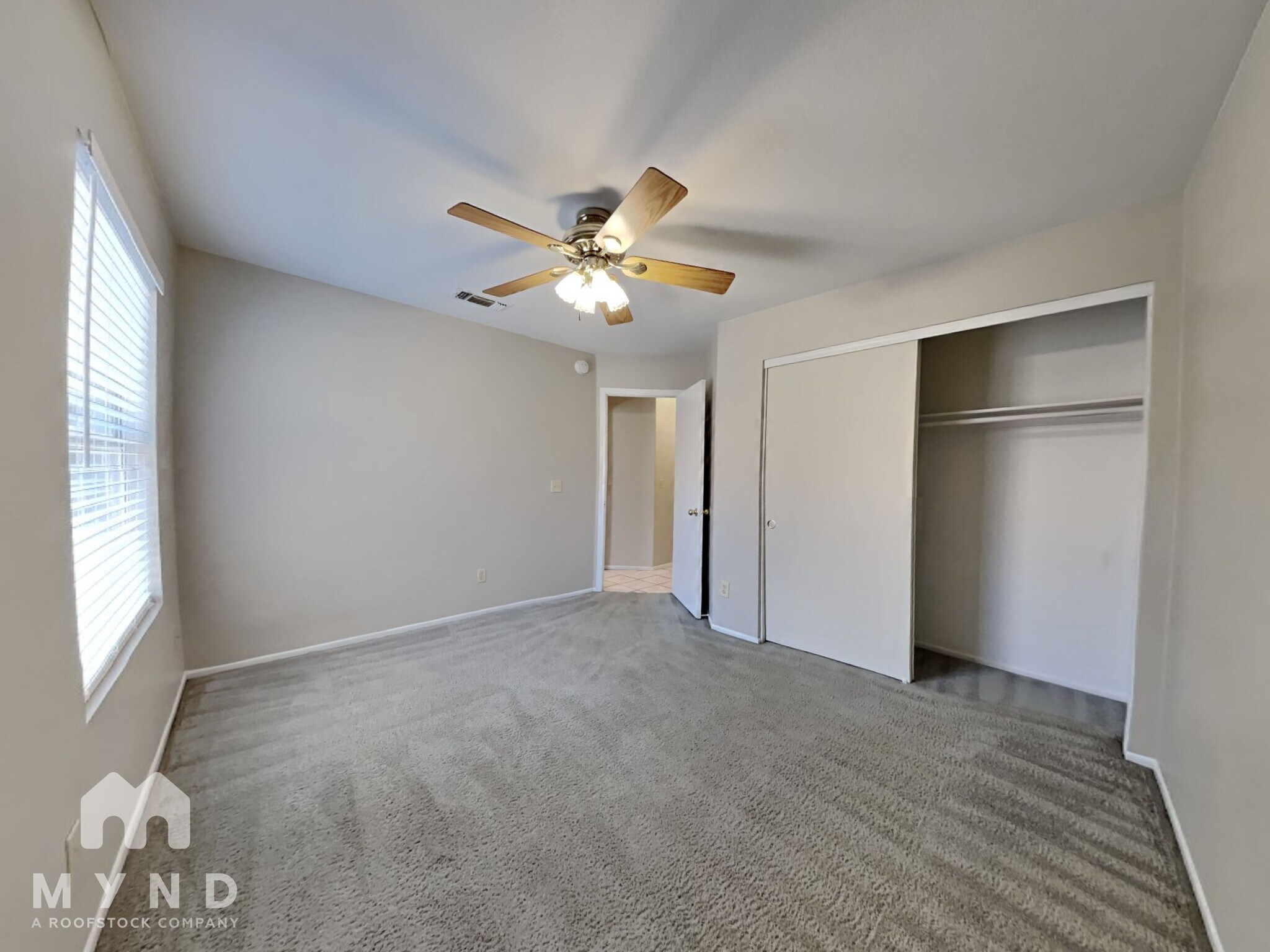 Building Photo - 3828 W Mariposa Grande Ln