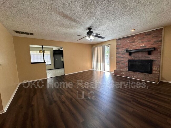 Building Photo - 3110 N Wheeler Cir