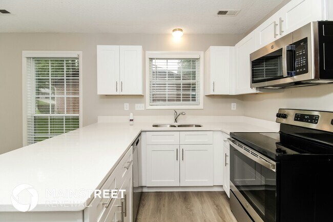 Building Photo - 3325 Darden Rd