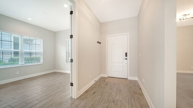 Building Photo - 4720 Willow Bend Ave