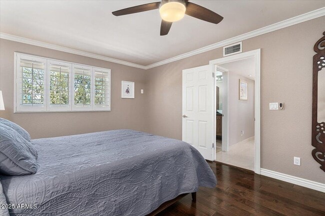 Building Photo - 8207 E Del Cuarzo Dr