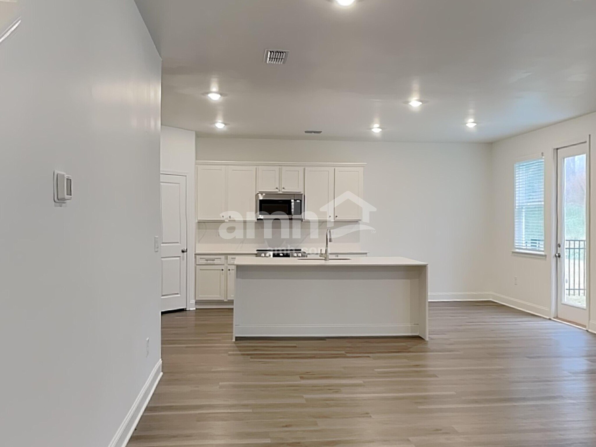 Building Photo - 1629 Aquamarine Dr