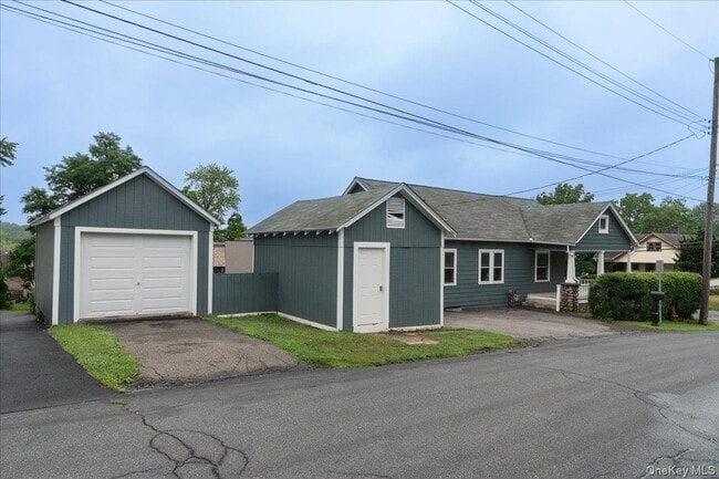 Building Photo - 453 NY-17M