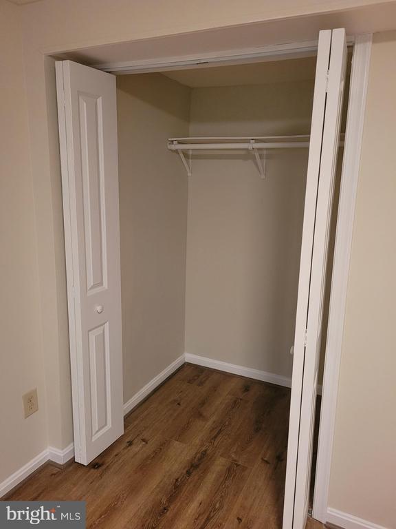 Building Photo - 10903 Exeter Ct