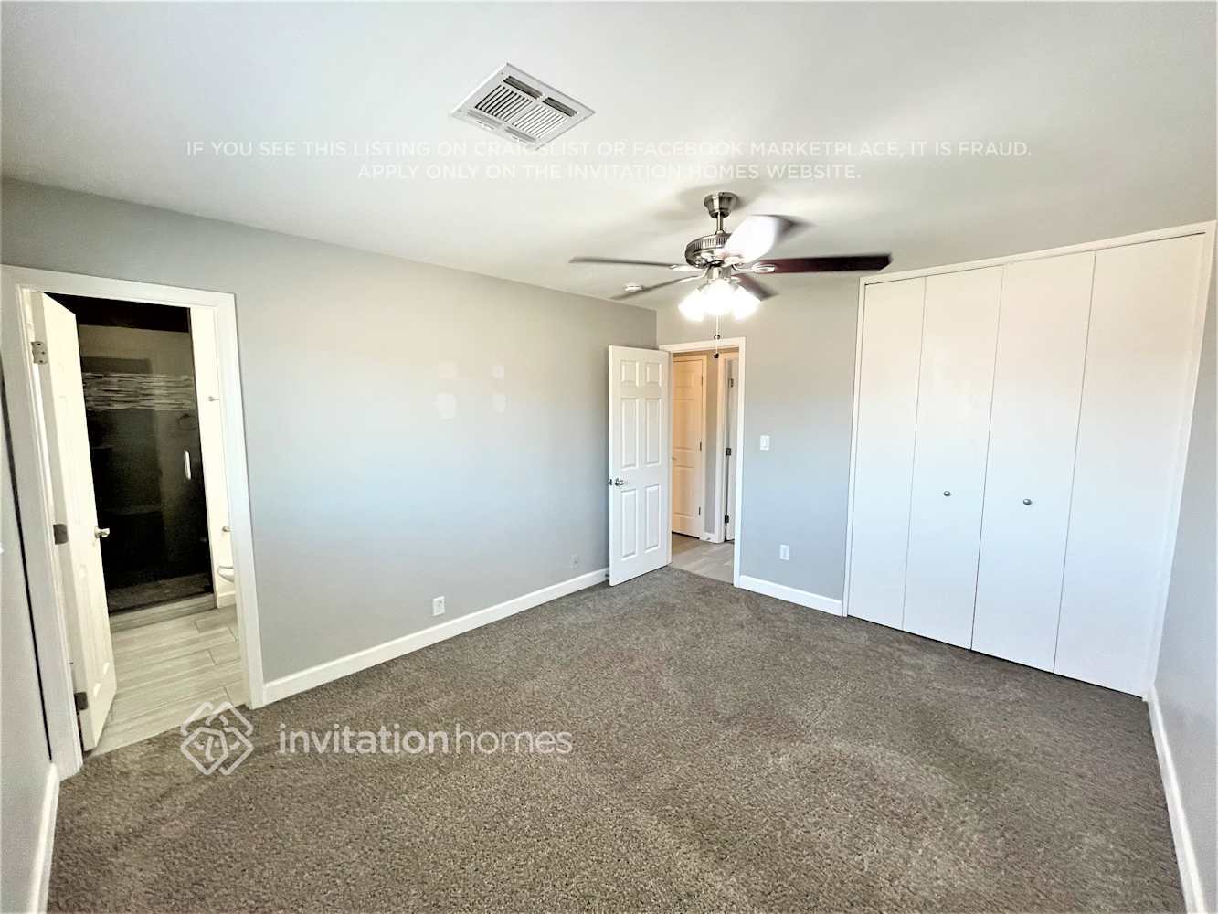 Building Photo - 8708 E Palm Ln