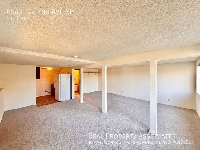 Building Photo - 6542 1/2 2nd Ave NE-